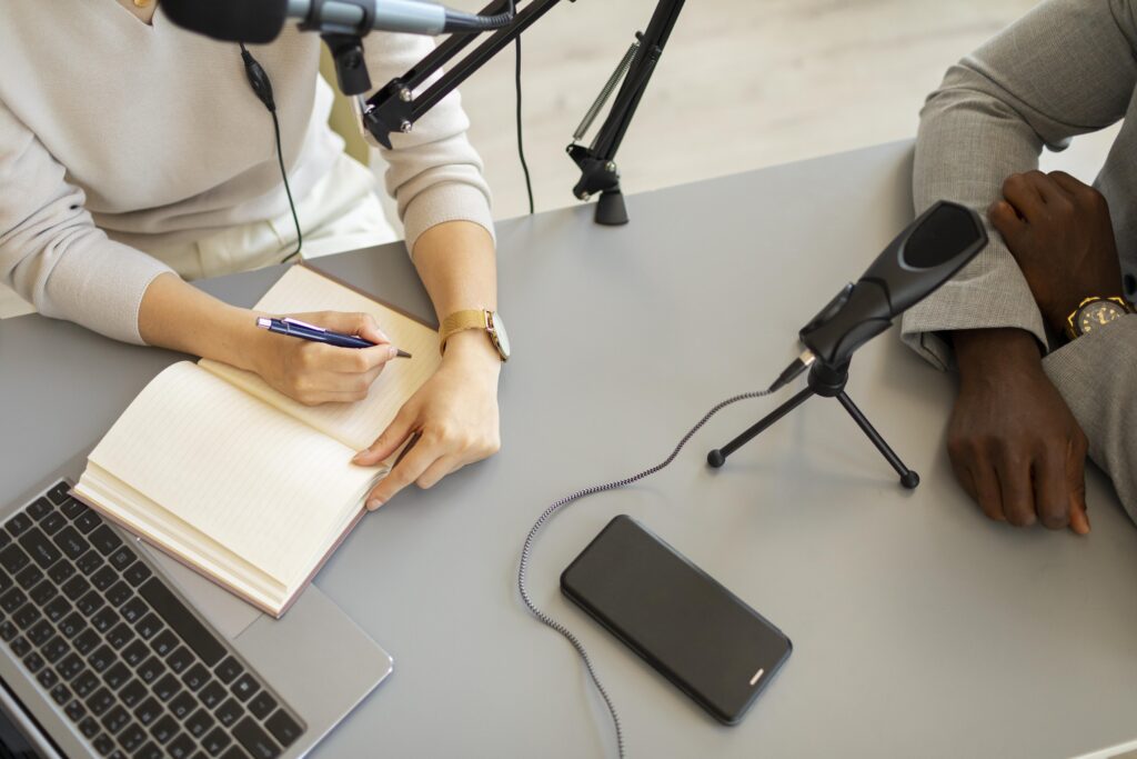 Cara Membuat Pembukaan dan Penutup Podcast yang Menarik