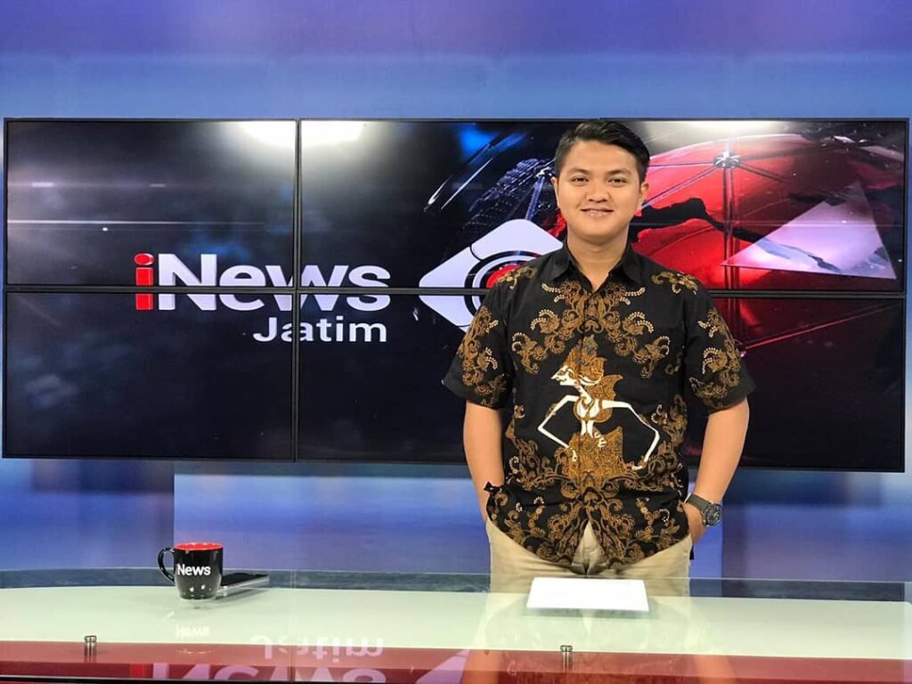 jurnalis tv okky