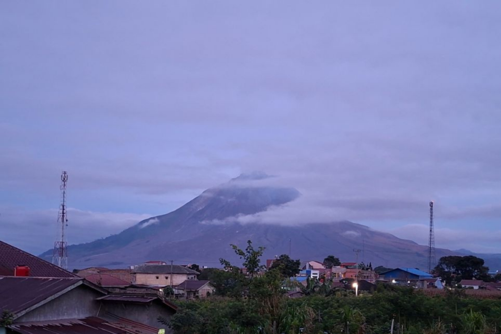 Gunung Sinabung