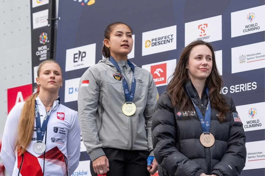 Desak Made Rita  Kusuma Dewi (tengah) World Climbing Series KRAKOW 2026 